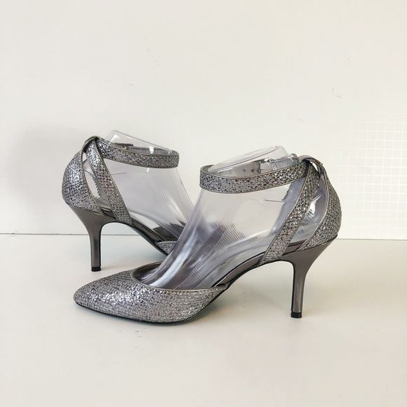 Marc Fisher Metallic Glitter Ankle Strap Pumps Heels Silver Pointed Toe Size 8.5 - Picture 5 of 13